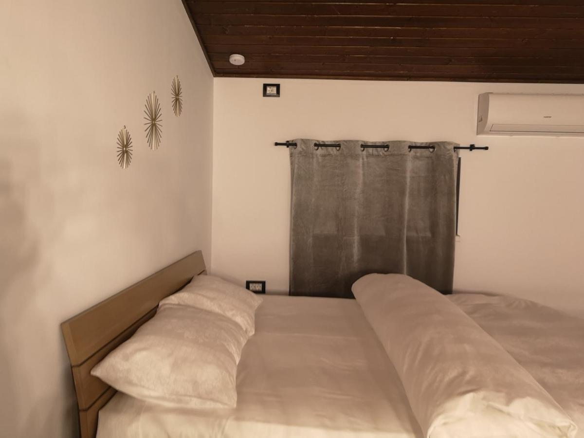 Kopel Haus Villa Balotesti Buitenkant foto