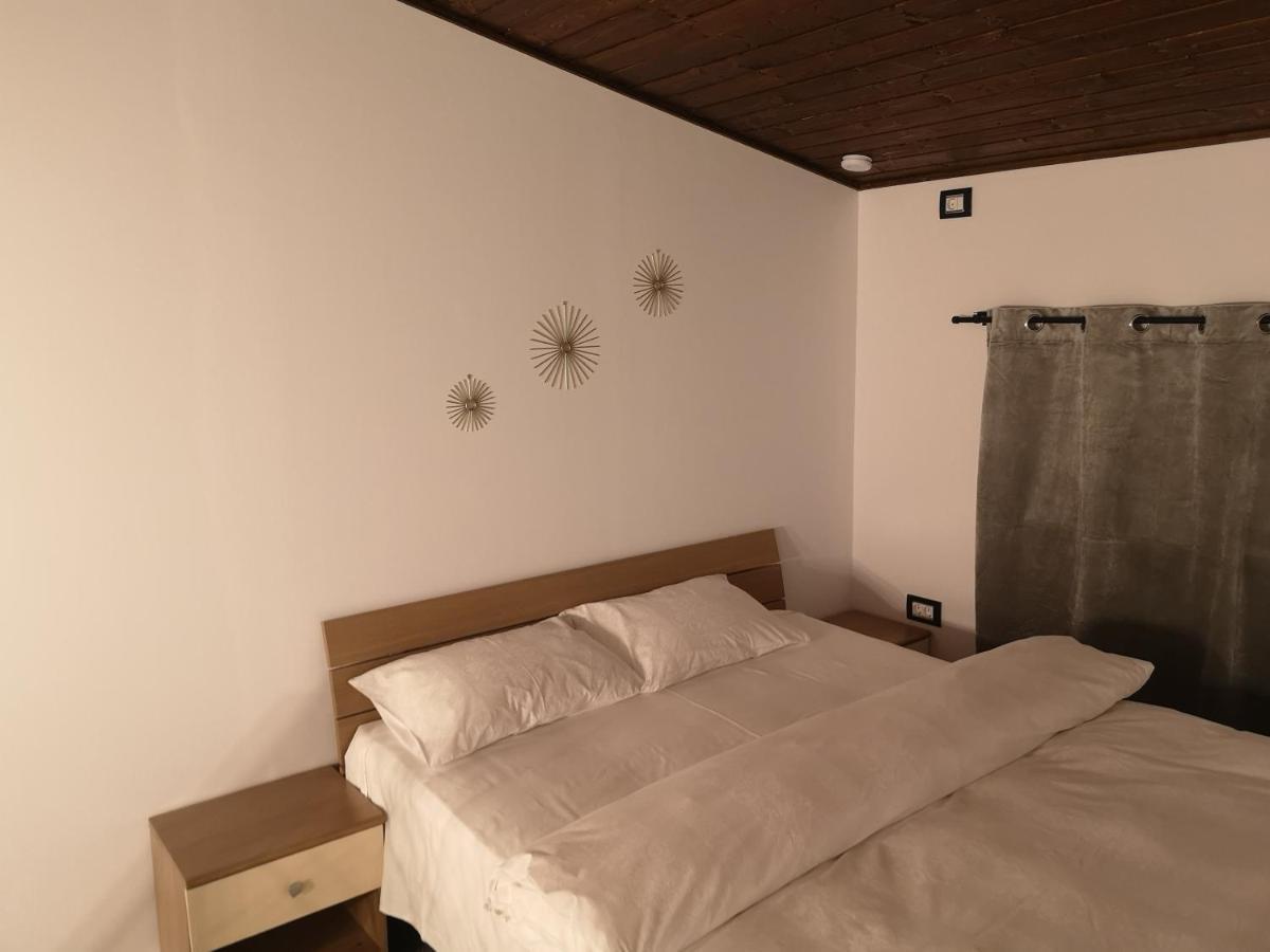 Kopel Haus Villa Balotesti Buitenkant foto