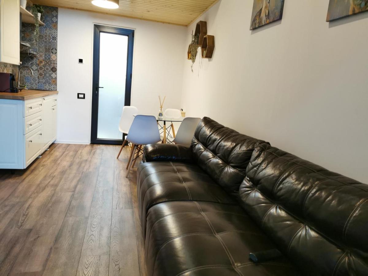 Kopel Haus Villa Balotesti Buitenkant foto