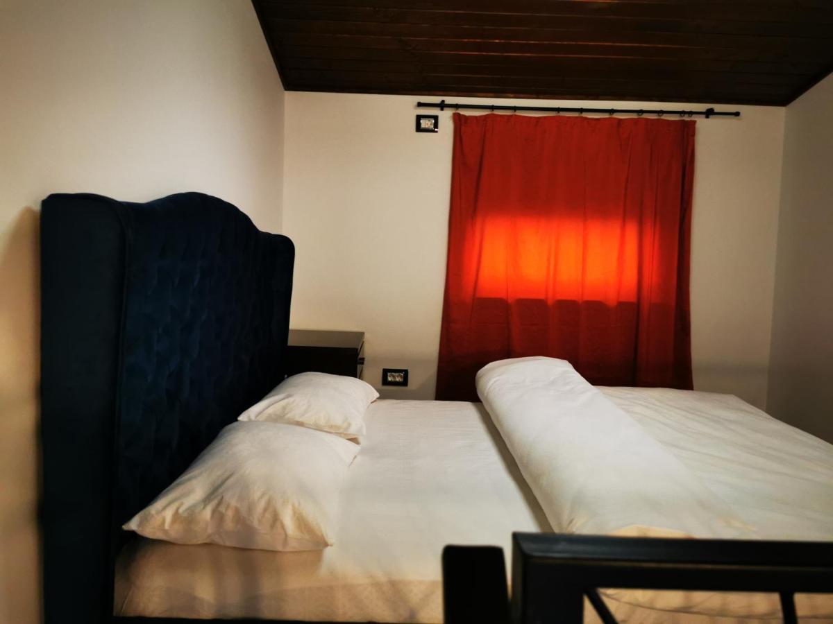 Kopel Haus Villa Balotesti Buitenkant foto